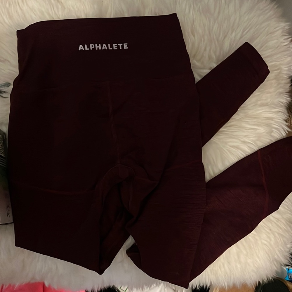 Alphalete leggings